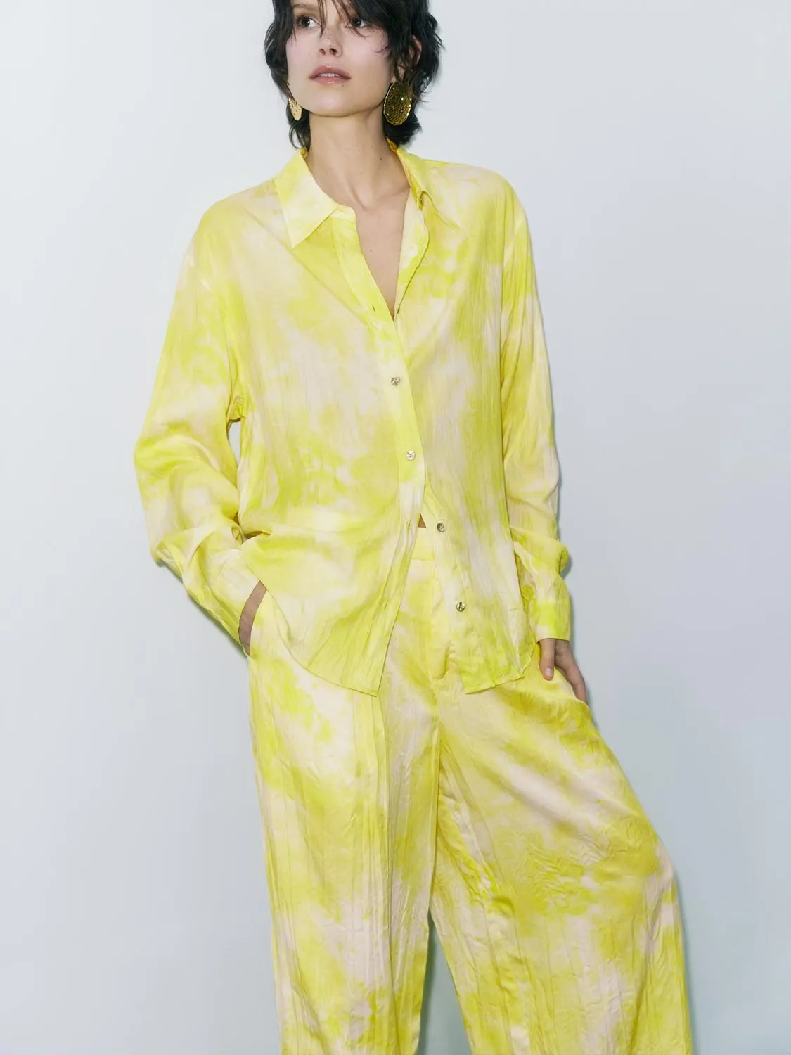 Colorblock Loose Shirts sold by Urban Revivo product image thumbnail 3