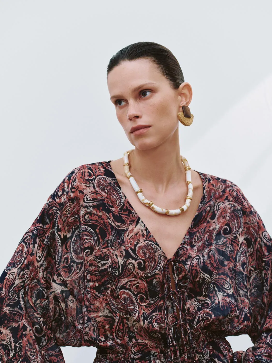 V-Neck Printed Overhead Shirt sold by Urban Revivo product image thumbnail 3