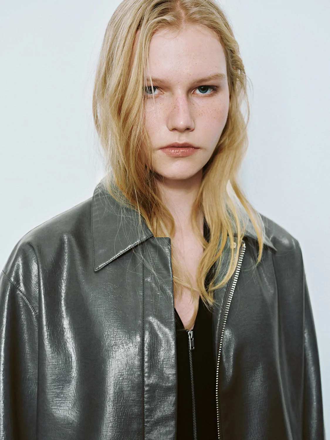 Loose Vegan Leather Jackets sold by Urban Revivo product image thumbnail 5