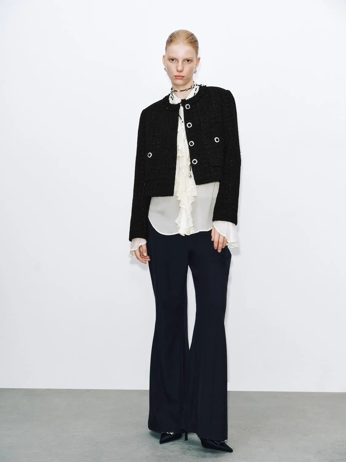 Button Up Crew Neck Tweed Jackets sold by Urban Revivo product image thumbnail 4