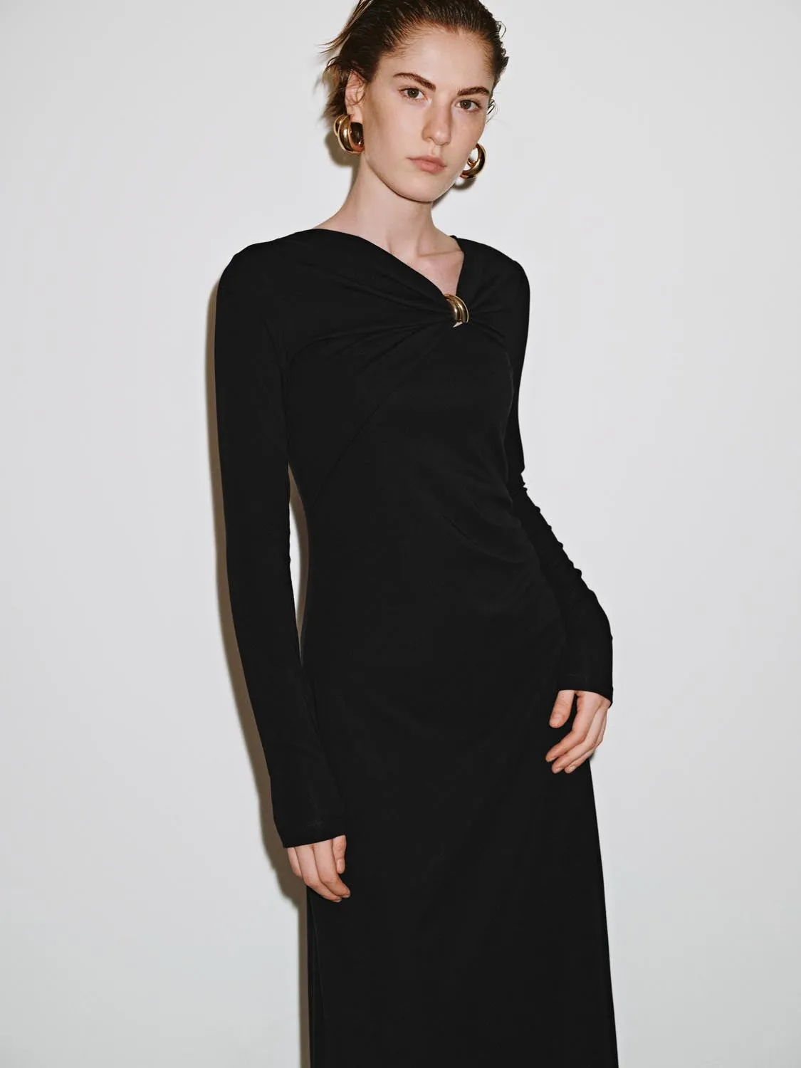 Draped Asymmetric Straight Midi Dresses sold by Urban Revivo product image thumbnail 2