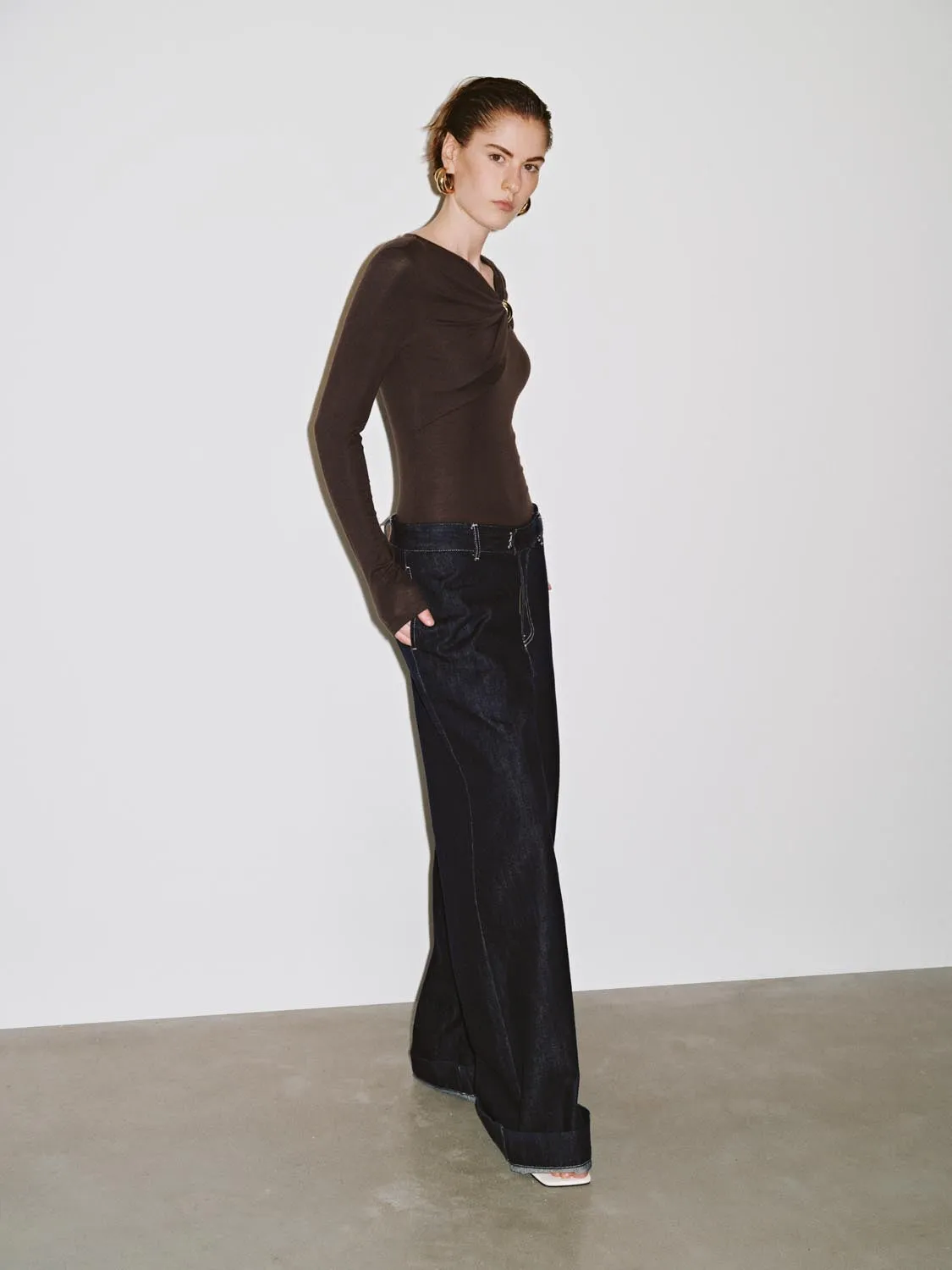 Draped Asymmetric Long Sleeve T-Shirts sold by Urban Revivo product image thumbnail 4