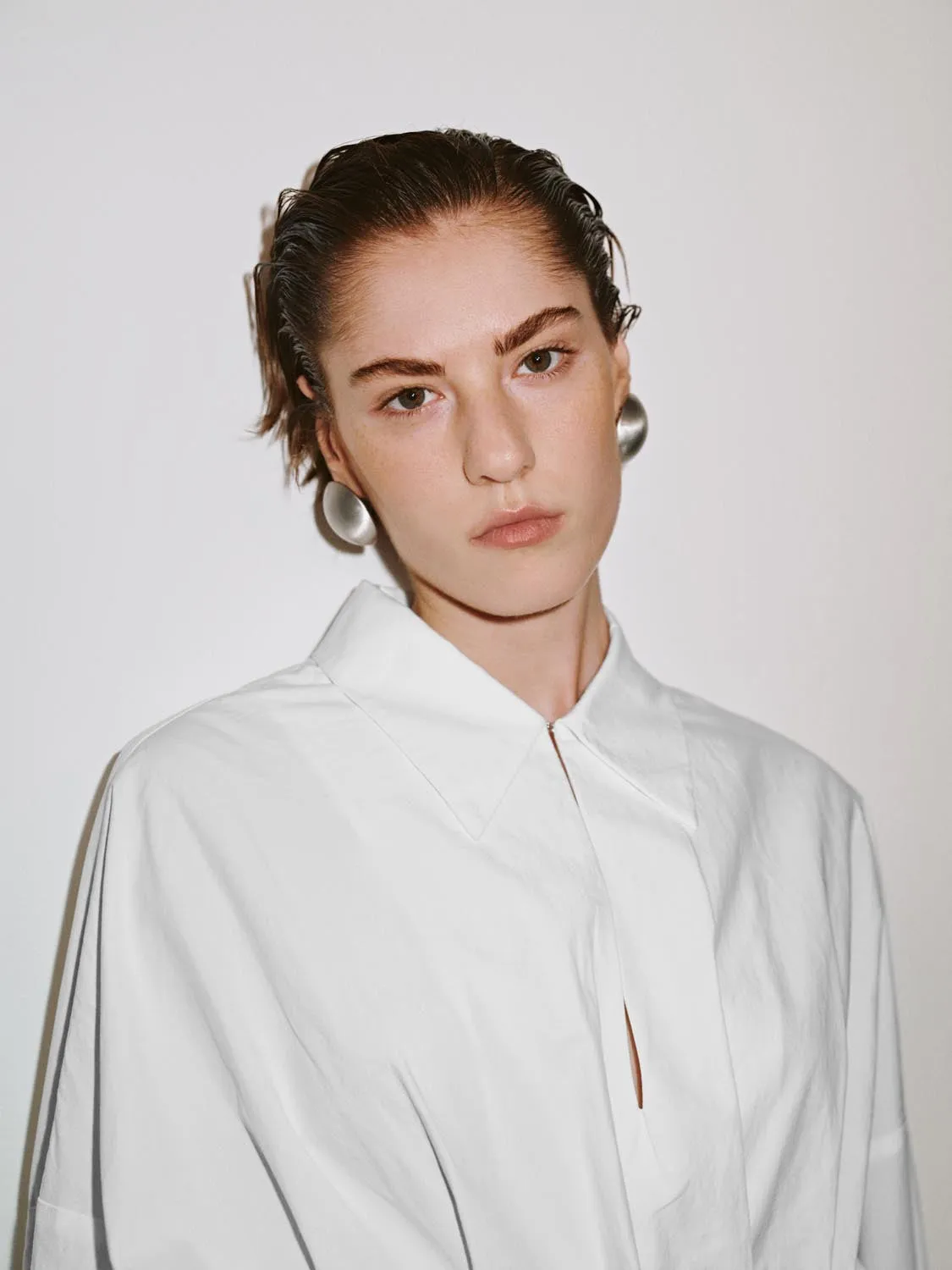 Pleated Slim Fit Overhead Shirt sold by Urban Revivo product image thumbnail 3