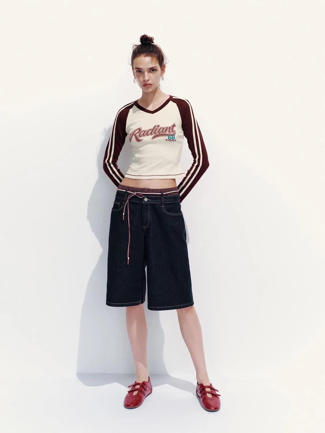 Contrast-Color Letter Long-Sleeve T-Shirts sold by Urban Revivo product image thumbnail 4