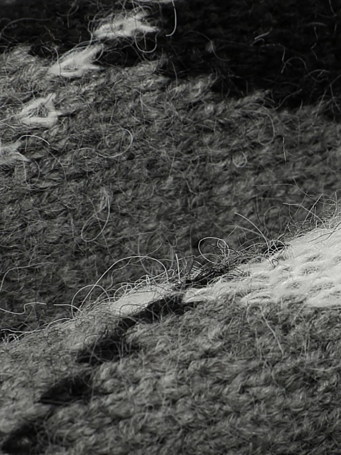 V-Neck Argyle Knitted T-Shirts sold by Urban Revivo product image thumbnail 3