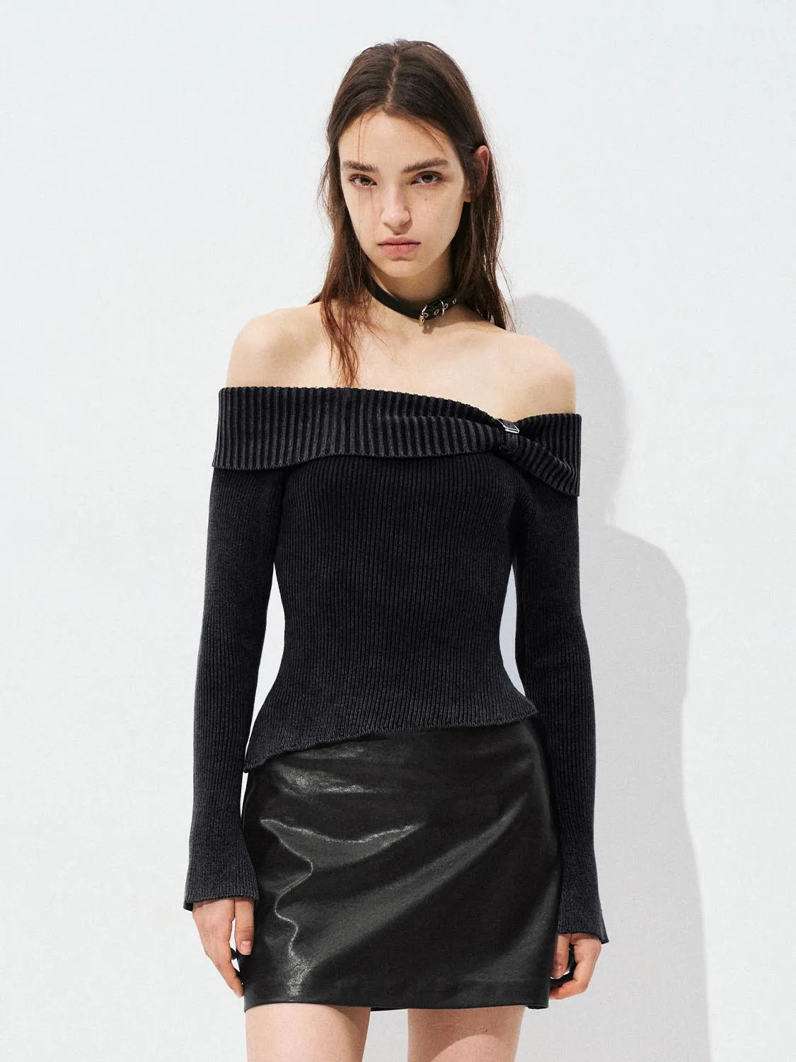Knitted Off-the-Shoulder T-Shirts sold by Urban Revivo