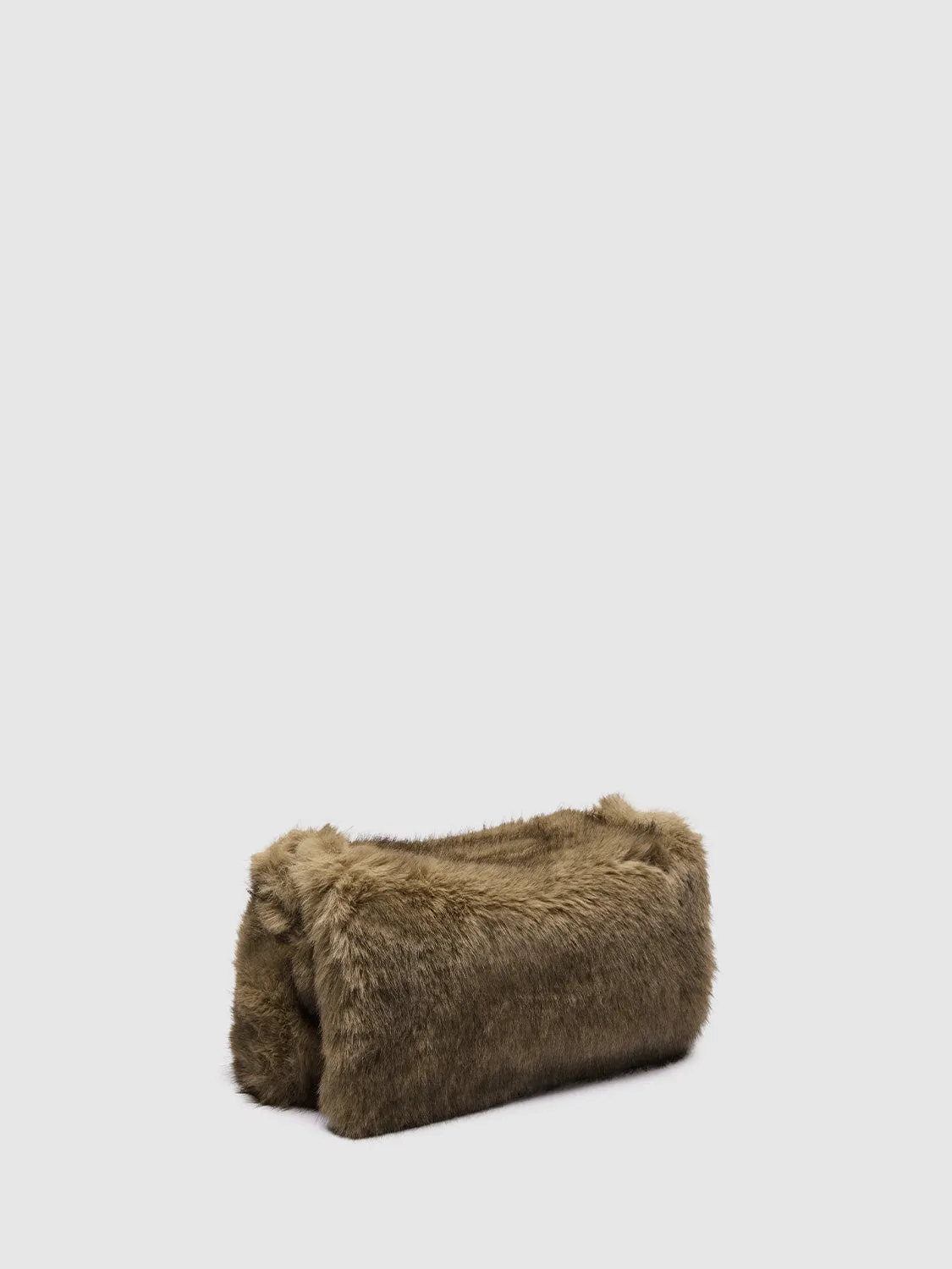 Fluffy Shoulder Crossbody Bag sold by Urban Revivo product image thumbnail 2