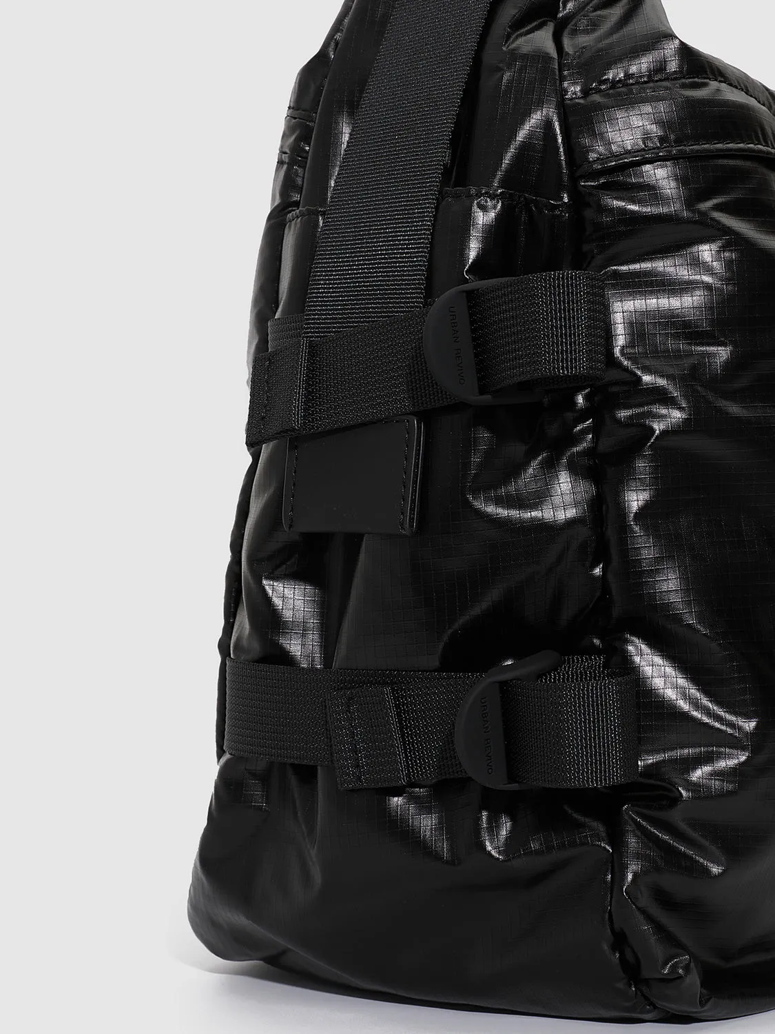 Adjustable Crossbody Bag sold by Urban Revivo product image thumbnail 4