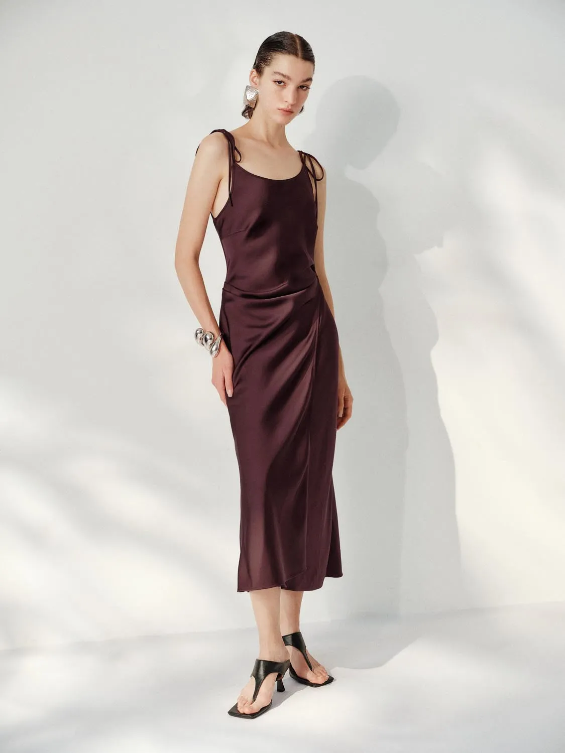 Tied Fitted Maxi Dresses sold by Urban Revivo product image thumbnail 5