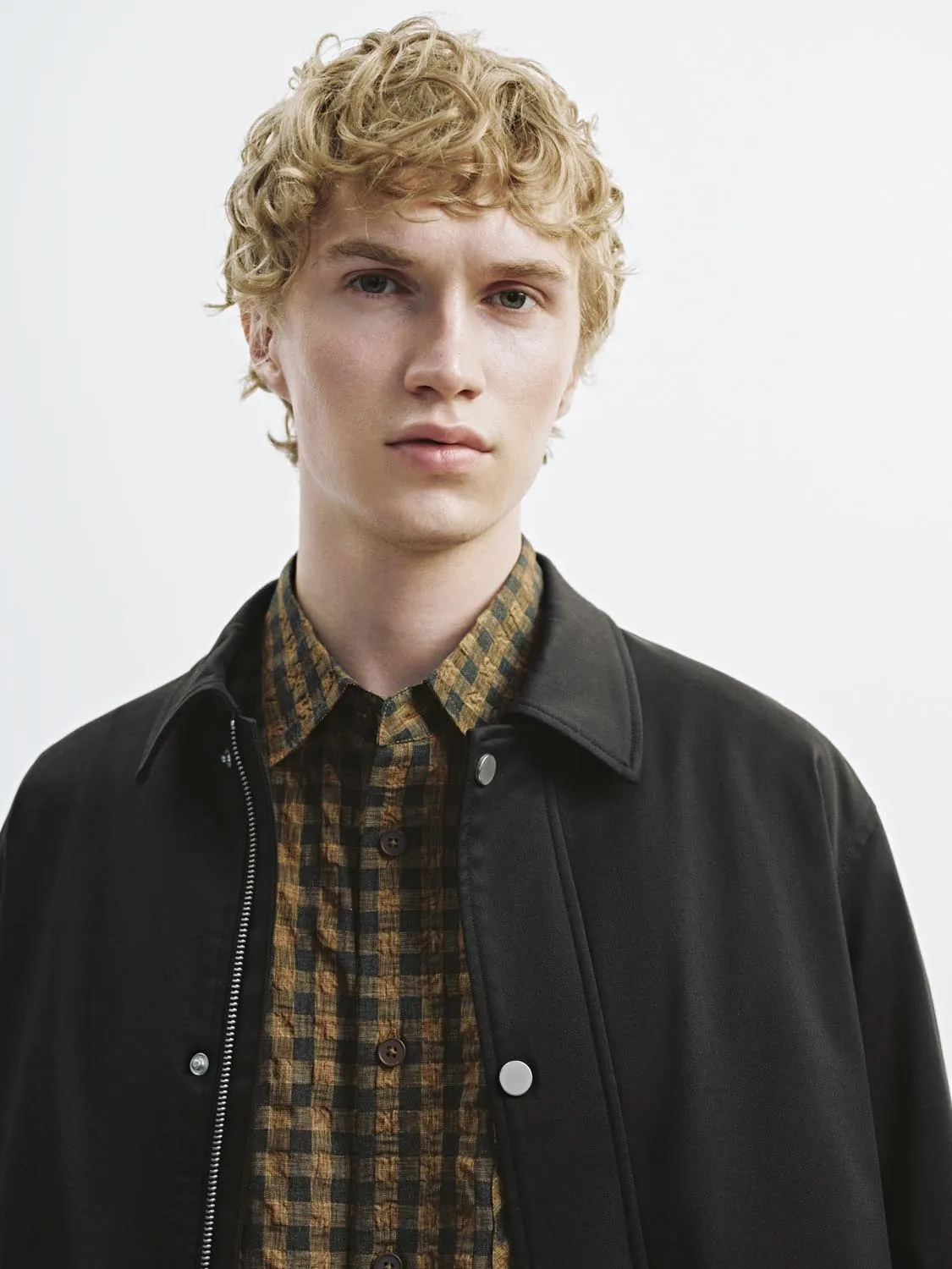 Button Zip Up Jackets sold by Urban Revivo product image thumbnail 3