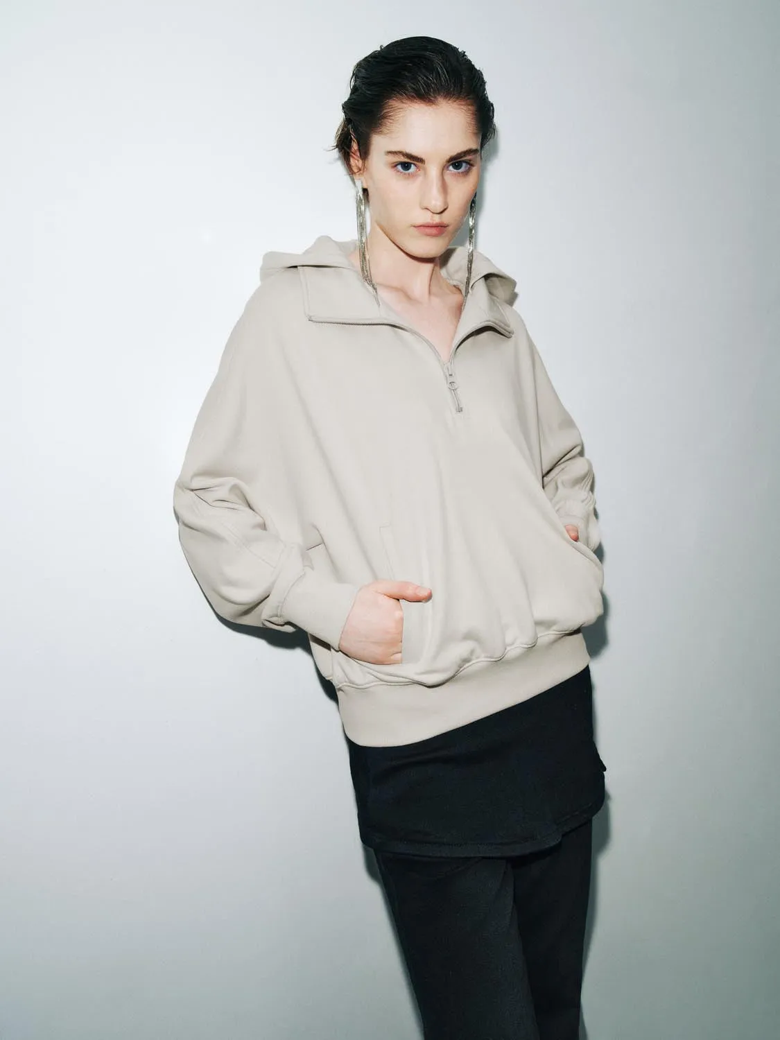Oversize Half Zip Sweatshirts sold by Urban Revivo product image thumbnail 3