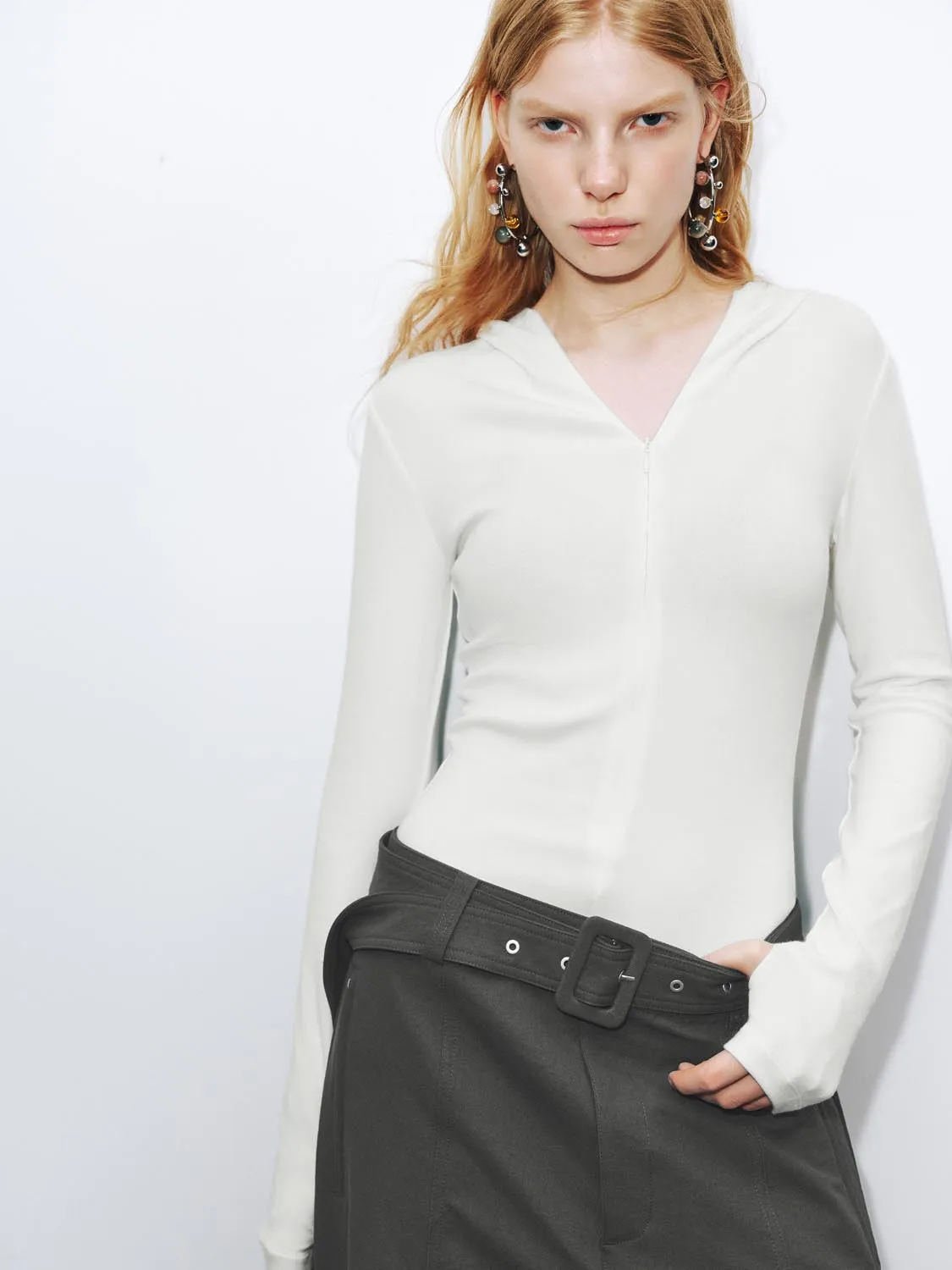 V-Neck Long Sleeve T-Shirts sold by Urban Revivo product image thumbnail 2