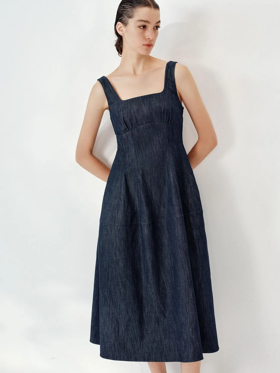 Sleeveless Denim Midi Dresses sold by Urban Revivo product image thumbnail 2