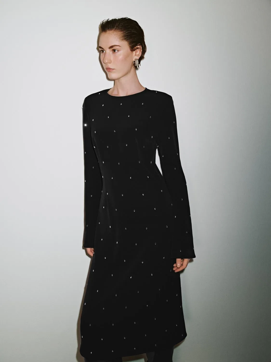 Straight Long Sleeve Midi Dresses sold by Urban Revivo product image thumbnail 2