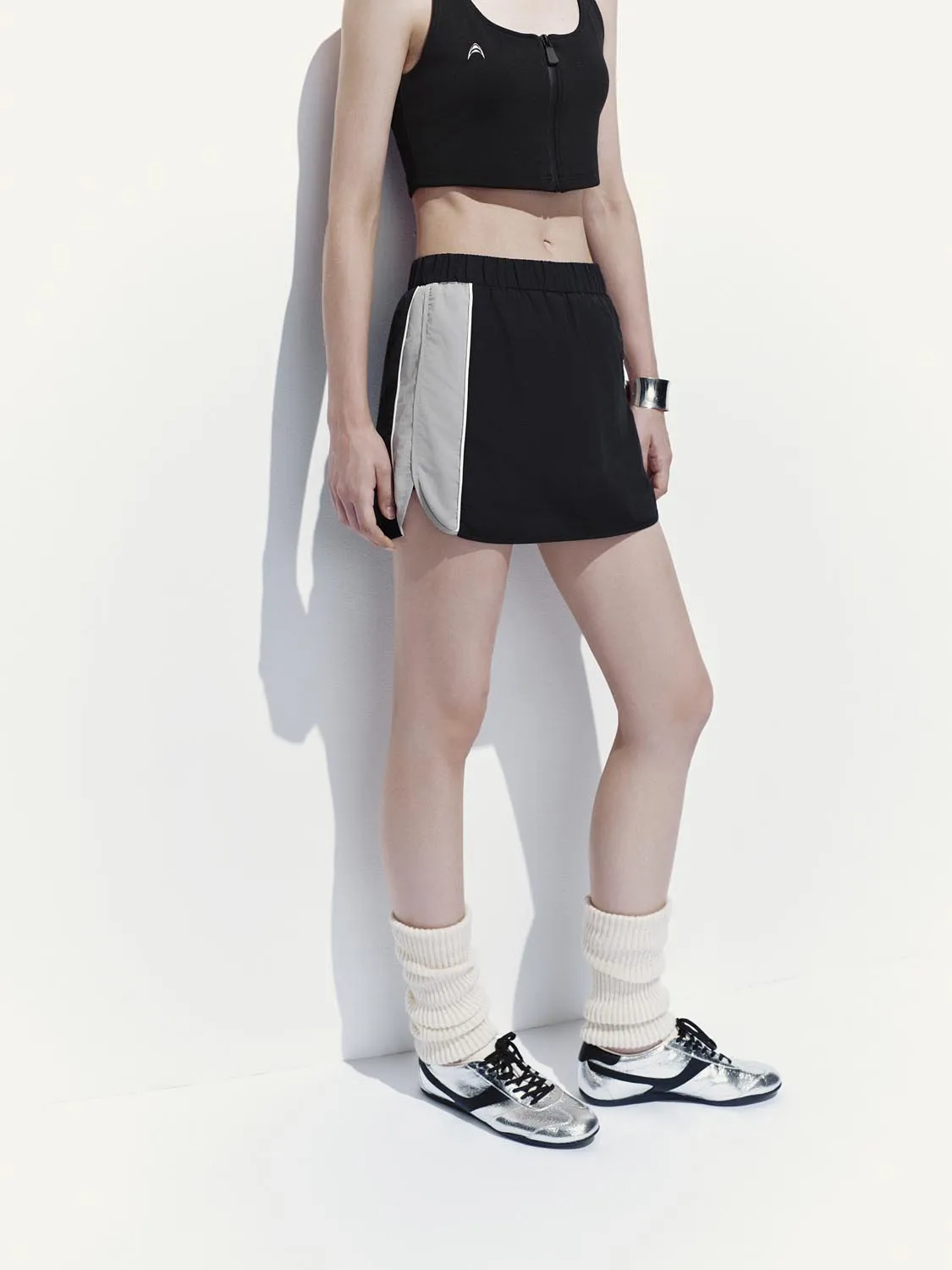 Pull-On A-Line Mini Skirts sold by Urban Revivo product image thumbnail 3