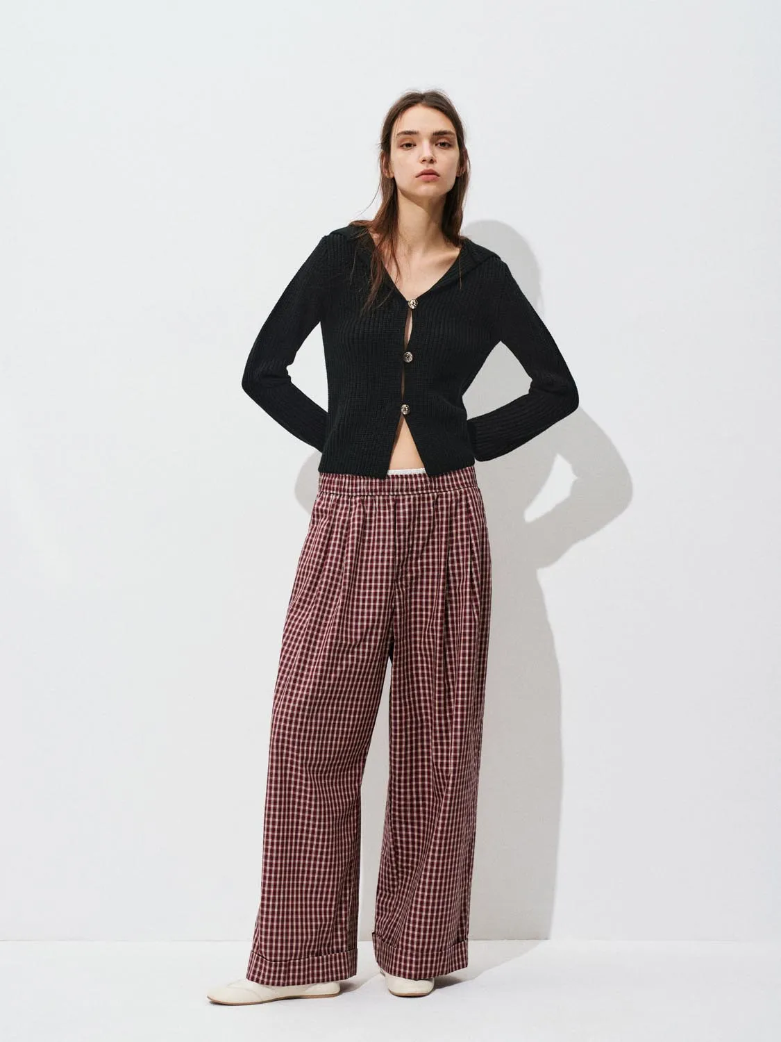 V-Neck Button Up Knitted Cardigan sold by Urban Revivo product image thumbnail 4