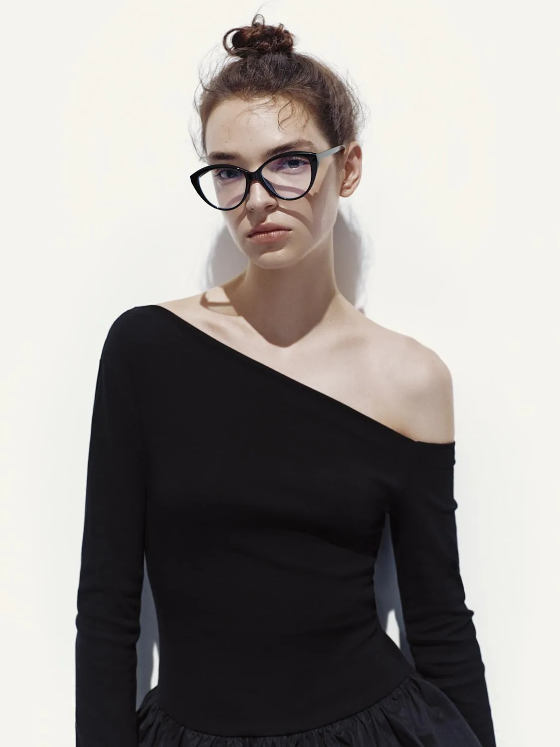 Off Shoulder Tiered Mini Dresses sold by Urban Revivo product image thumbnail 3