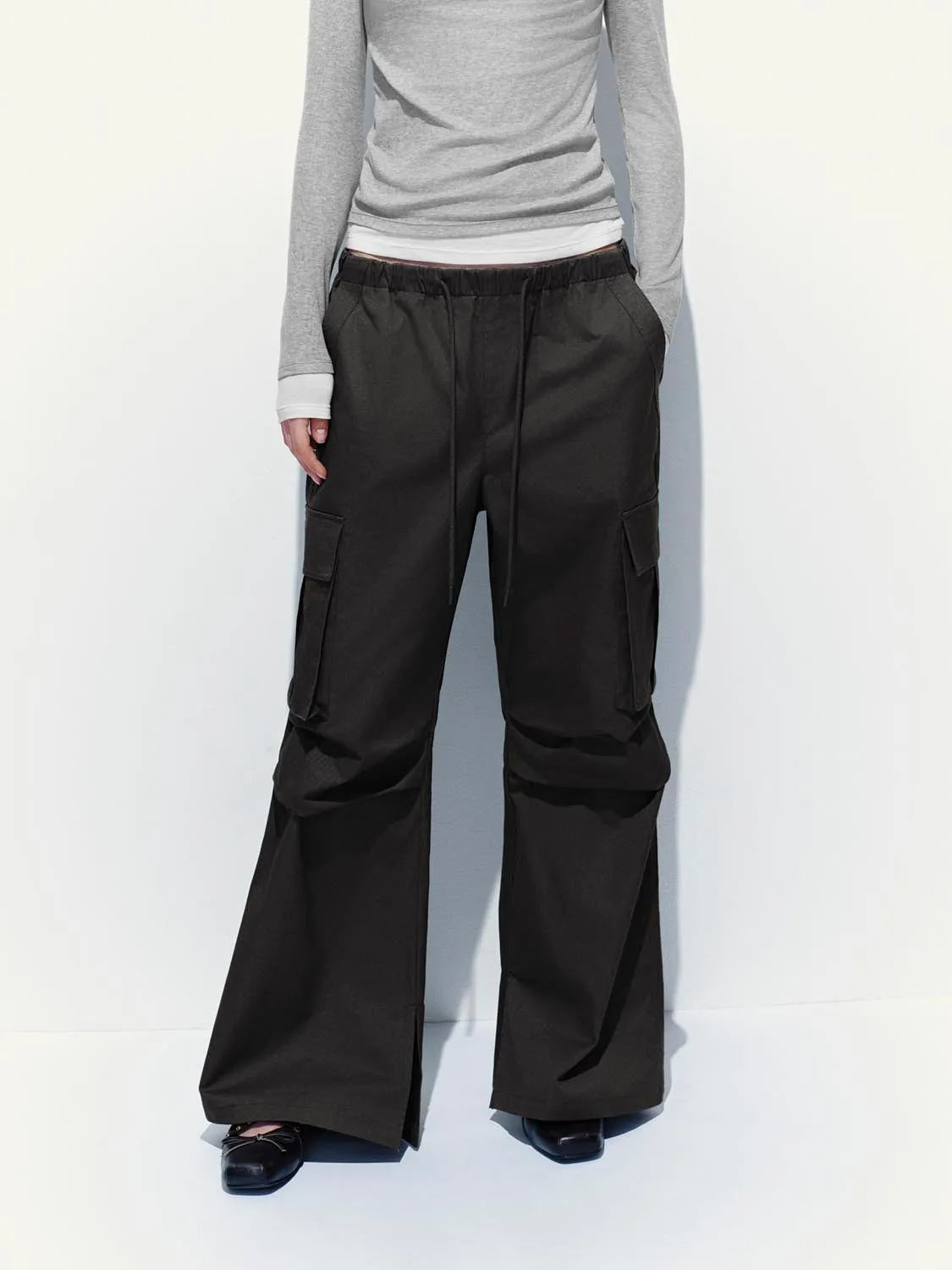 Drawstring Cargo Flare Pants sold by Urban Revivo product image thumbnail 2