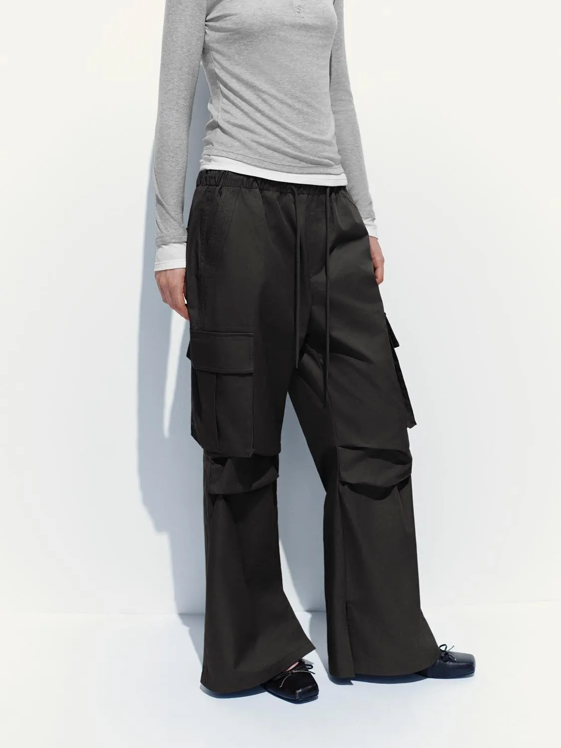 Drawstring Cargo Flare Pants sold by Urban Revivo product image thumbnail 3