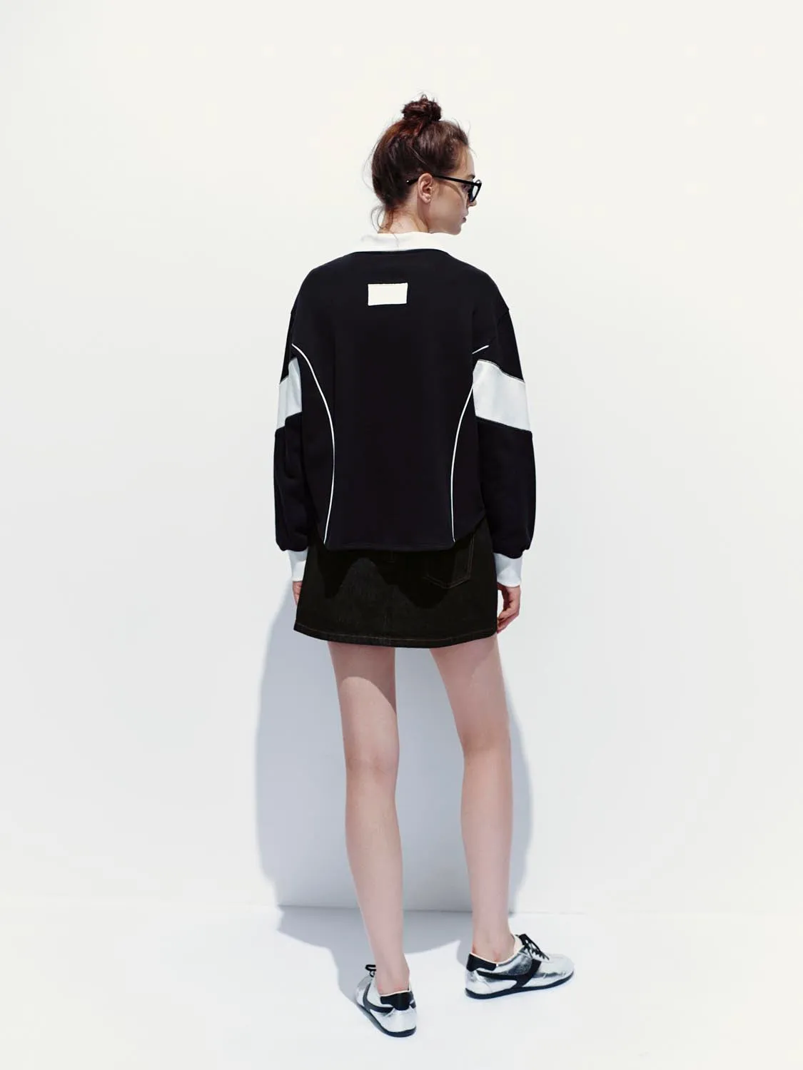 Zip Décor Denim Mini Skirts sold by Urban Revivo product image thumbnail 4