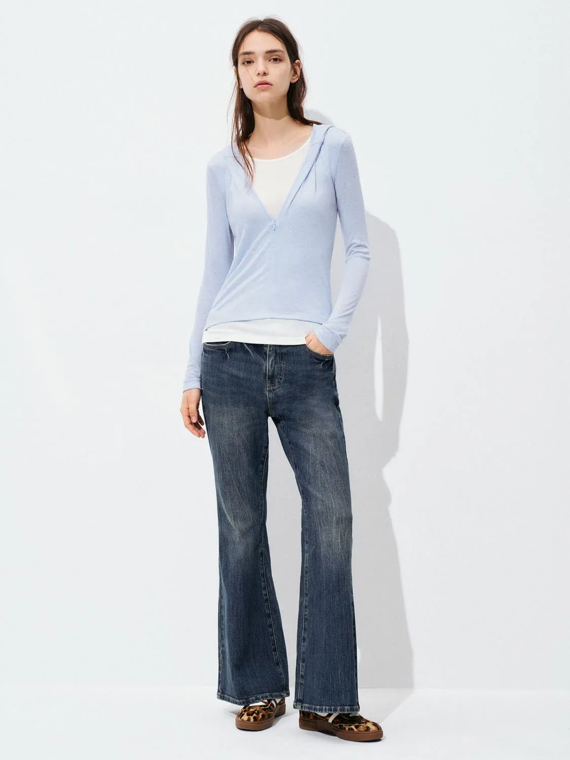 V-Neck Long Sleeve T-Shirts sold by Urban Revivo product image thumbnail 4