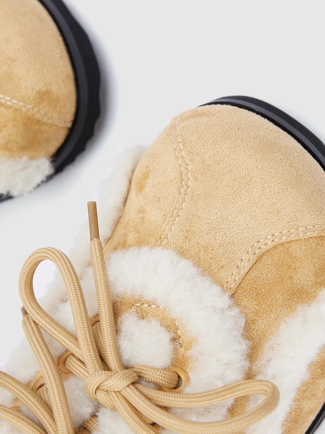 Fleece Sneaker Mules Slippers sold by Urban Revivo product image thumbnail 5