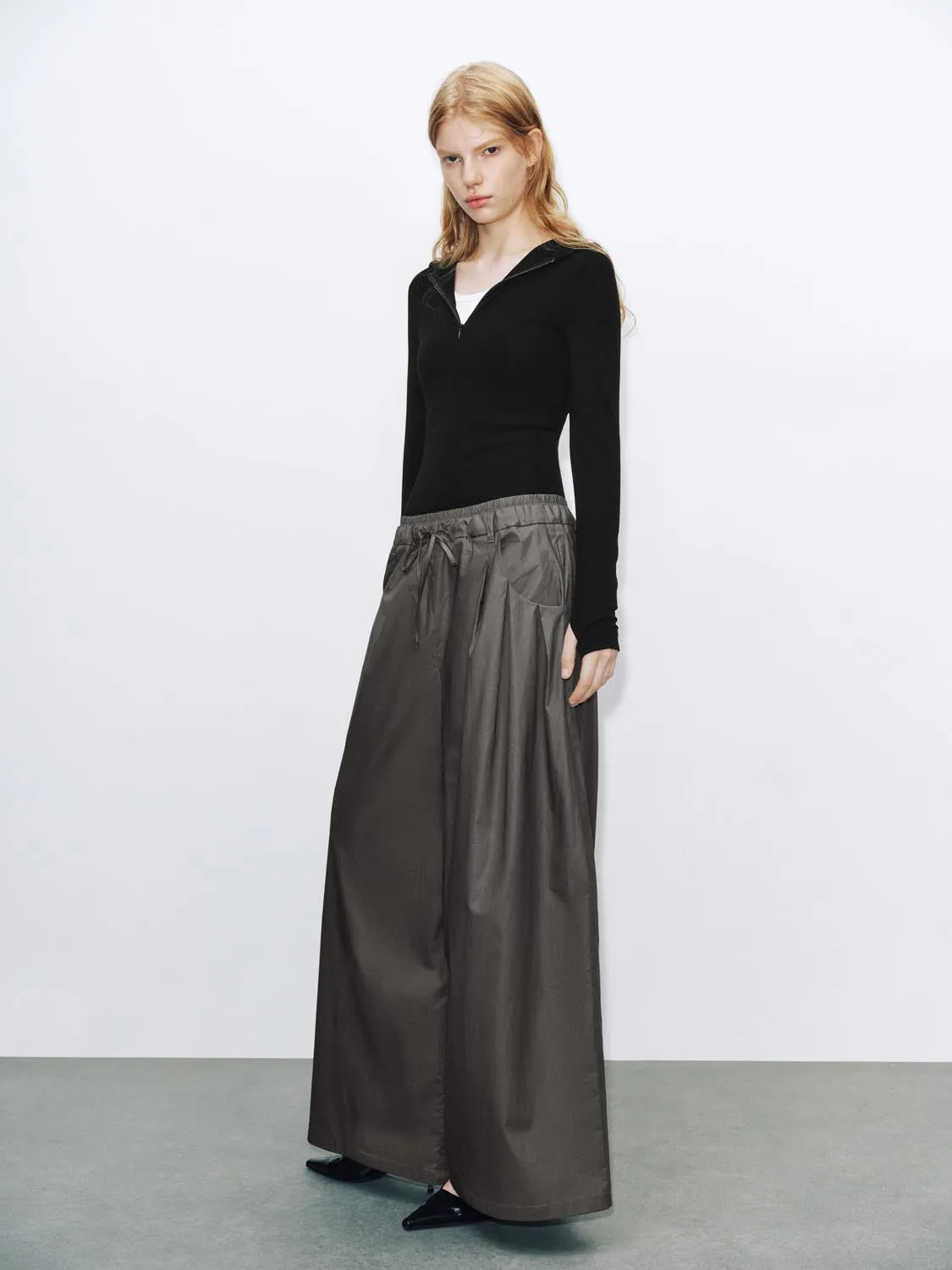 Half Zip Hooded T-Shirts sold by Urban Revivo product image thumbnail 4