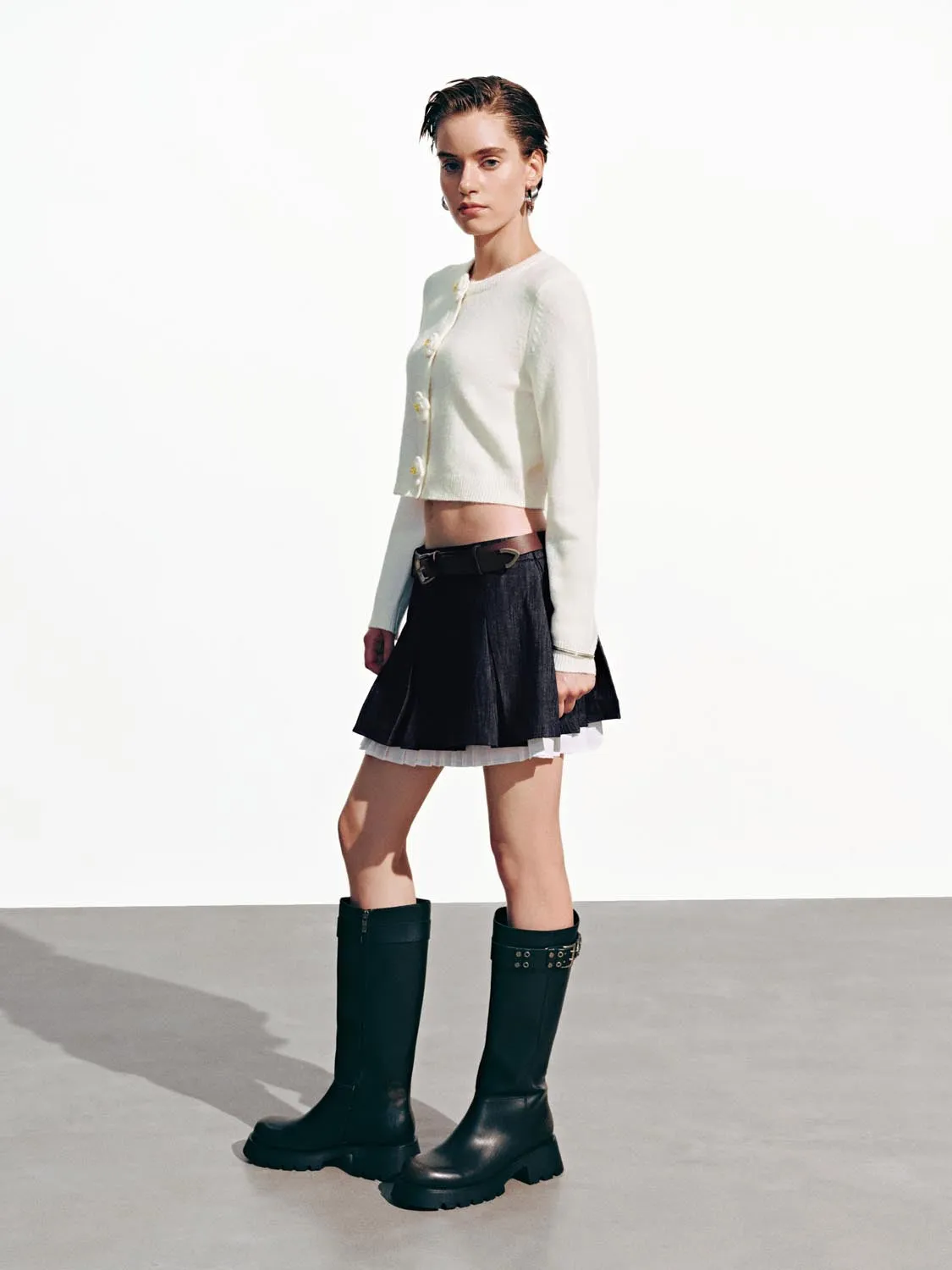 Floral Button Knitted Cardigans sold by Urban Revivo product image thumbnail 5