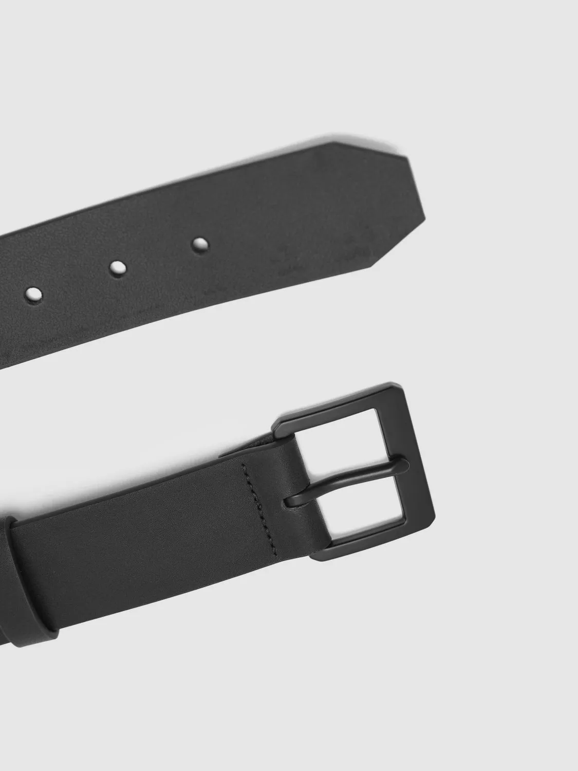 Belts sold by Urban Revivo product image thumbnail 5