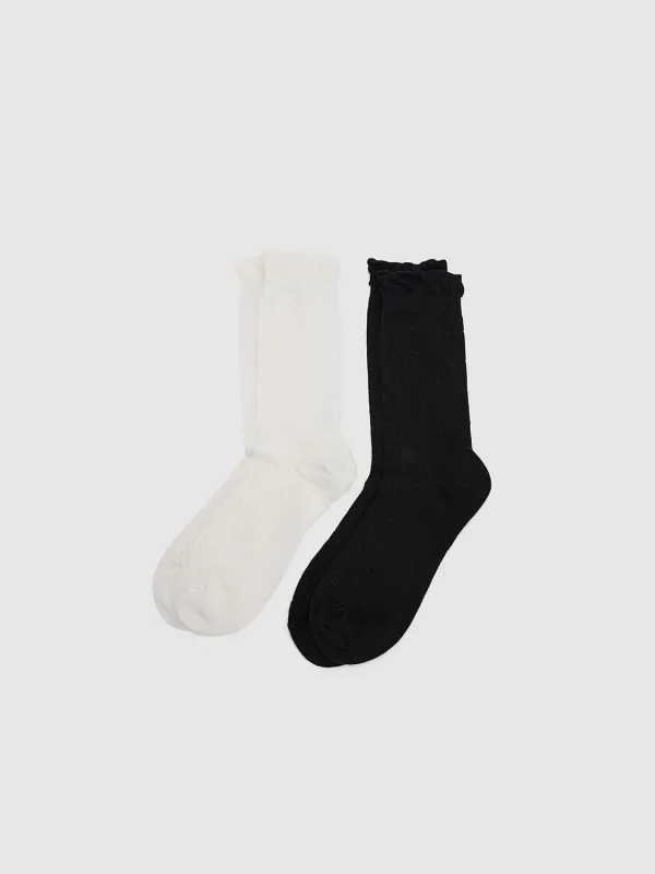 Mid-Length Socks sold by Urban Revivo