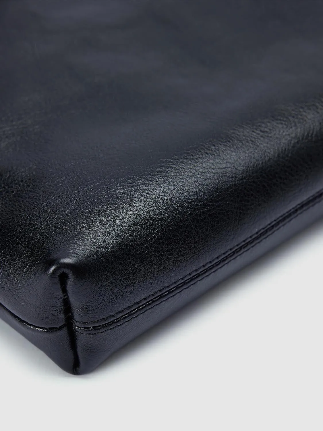 Large Crossbody Bags sold by Urban Revivo product image thumbnail 5