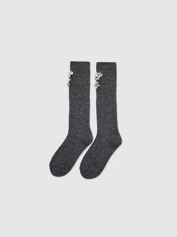 Floral Décor Ribbed Socks sold by Urban Revivo