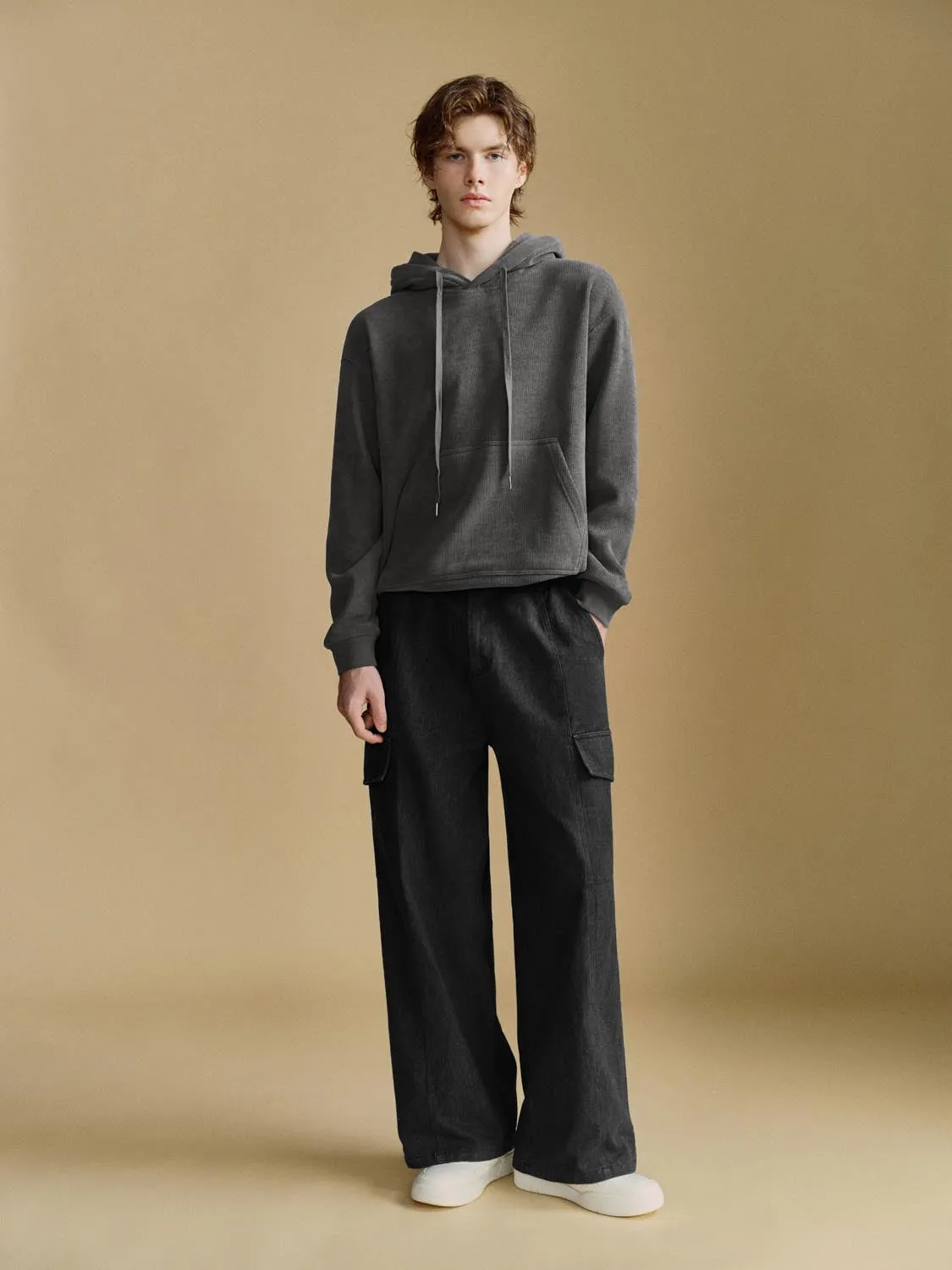 Extra-Thick Hooded Sweatshirts sold by Urban Revivo product image thumbnail 5