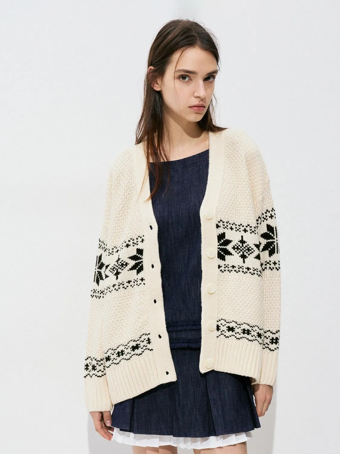 Oversize V-Neck Knitted Cardigans sold by Urban Revivo