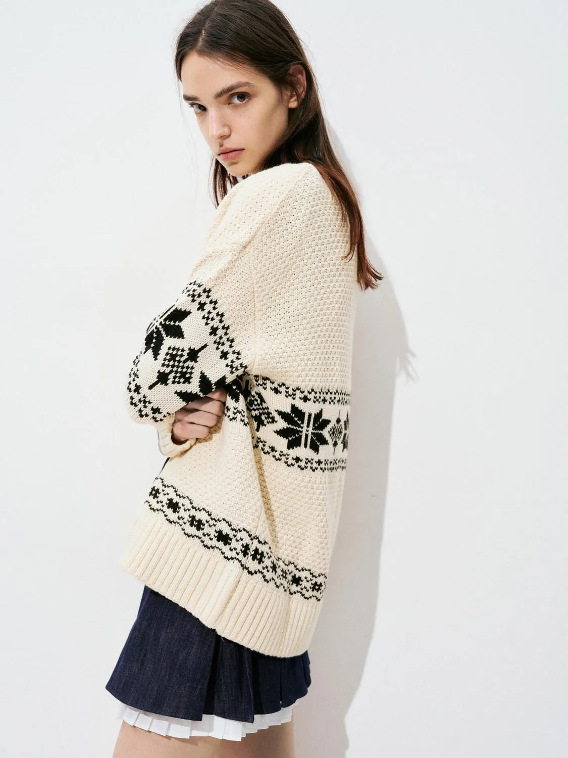 Oversize V-Neck Knitted Cardigans sold by Urban Revivo product image thumbnail 2