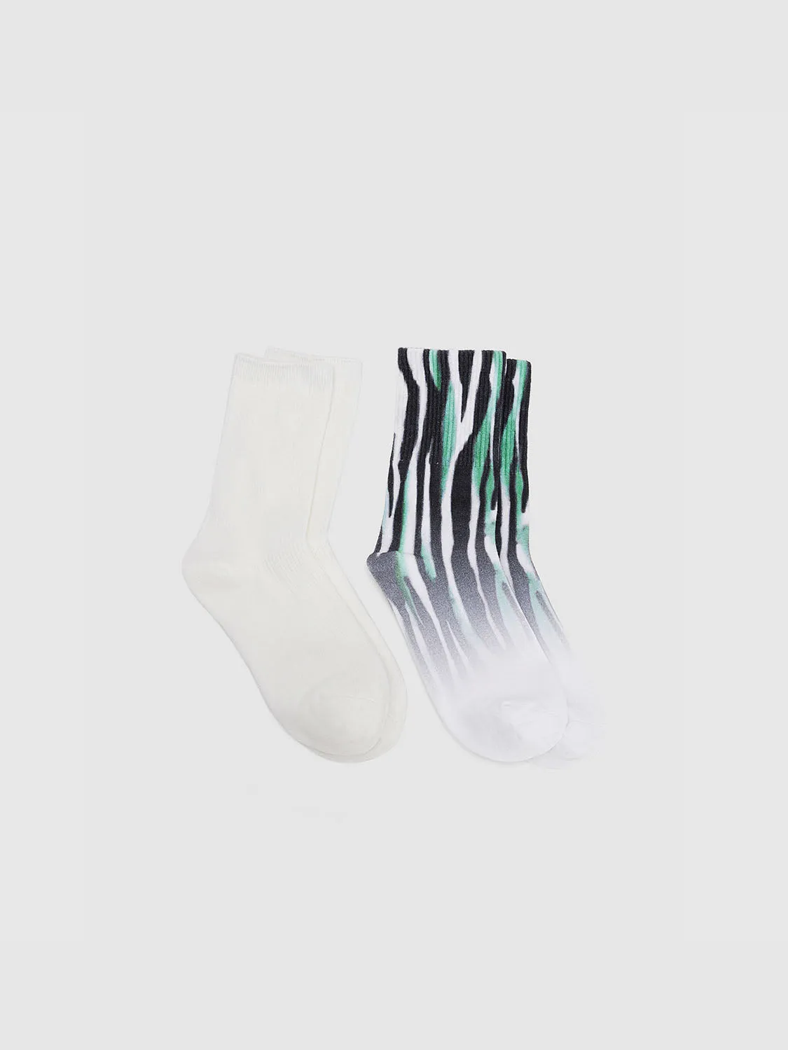 Mid-Length Socks sold by Urban Revivo