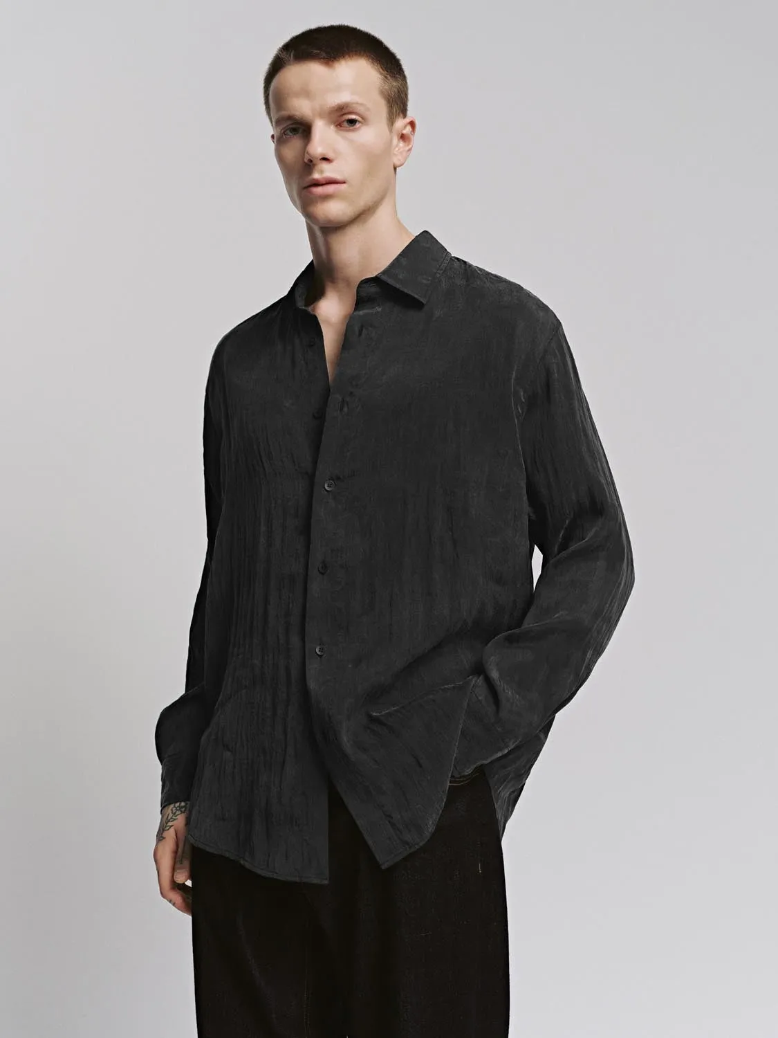 Loose Fit Basic Shirts sold by Urban Revivo product image thumbnail 2
