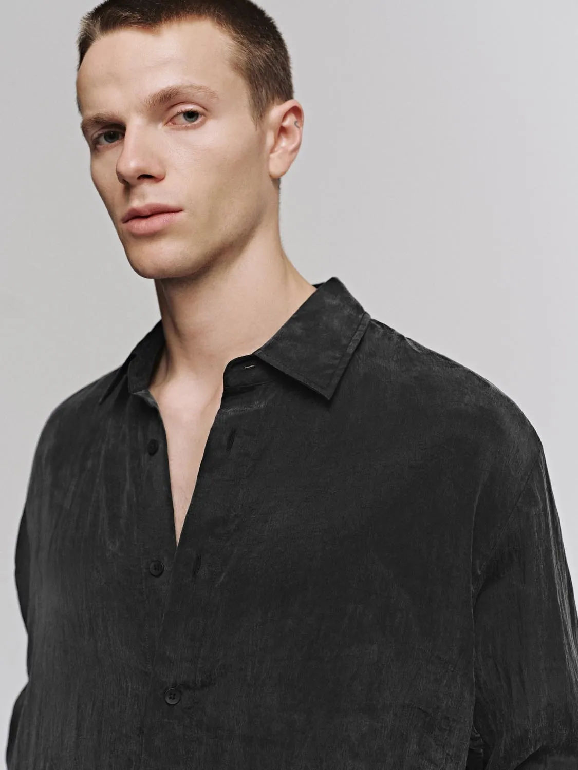 Loose Fit Basic Shirts sold by Urban Revivo product image thumbnail 3