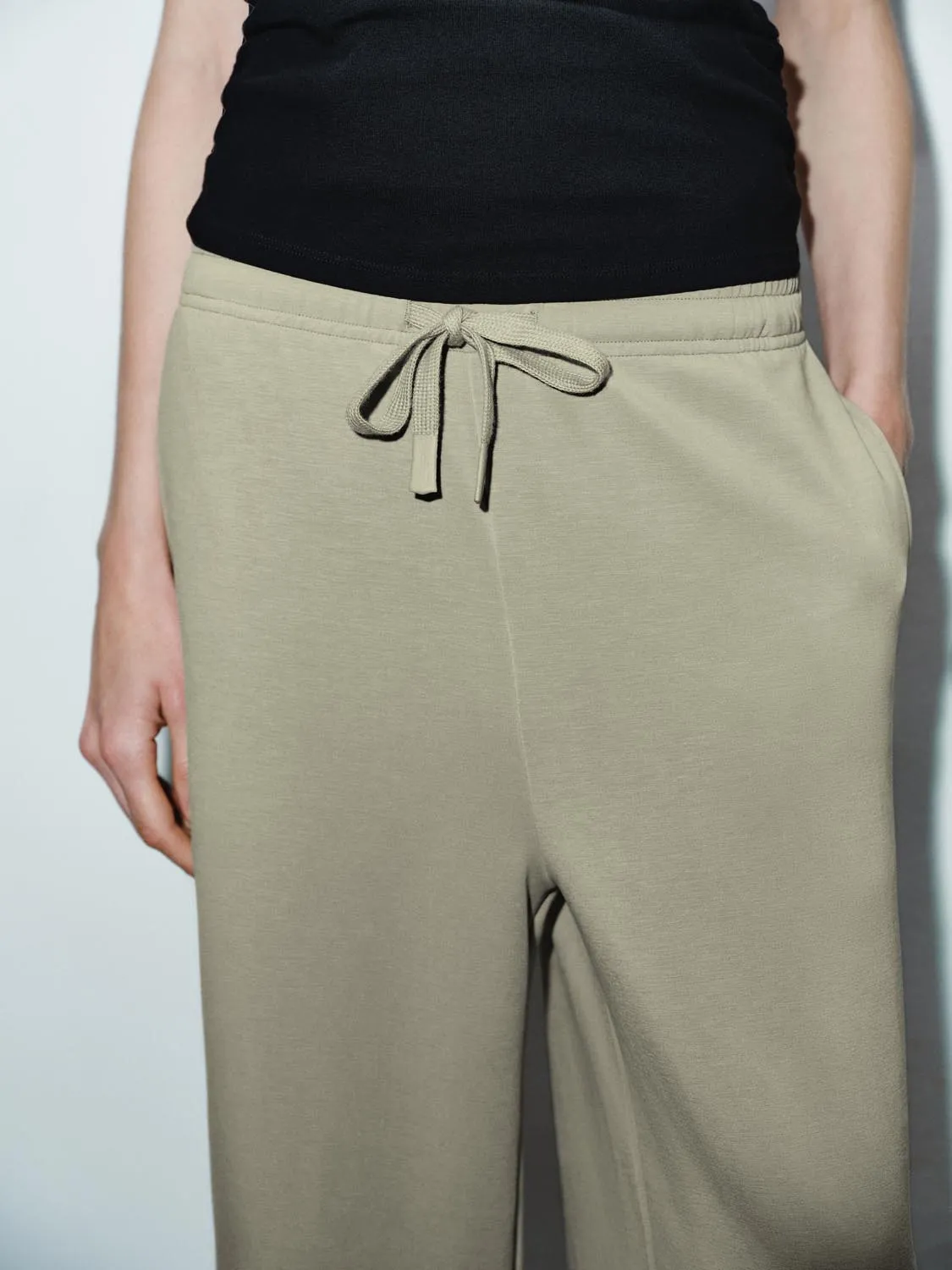 Pull On Wide Leg Pants sold by Urban Revivo product image thumbnail 5
