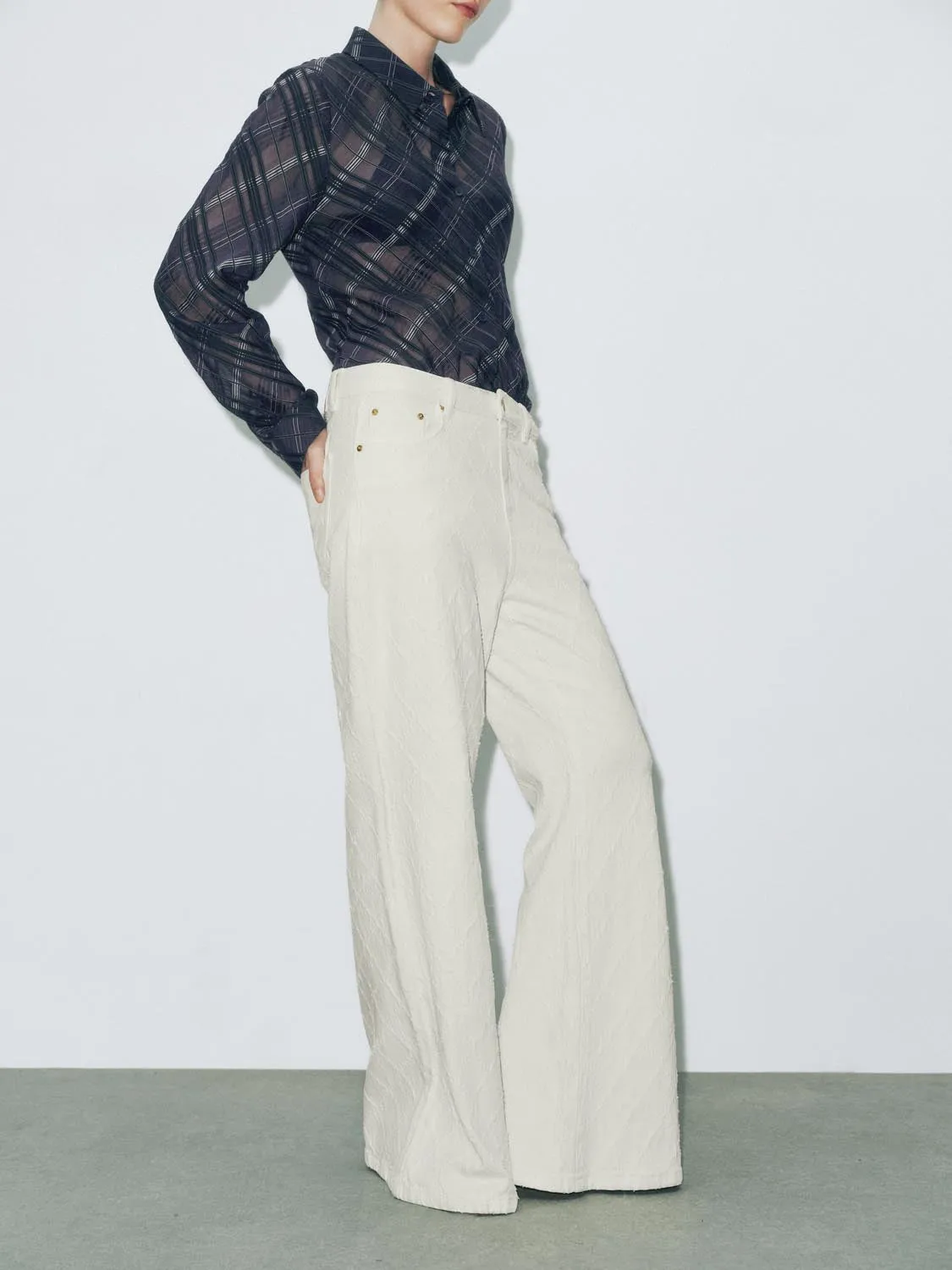 Flare Leg Jeans sold by Urban Revivo product image thumbnail 3