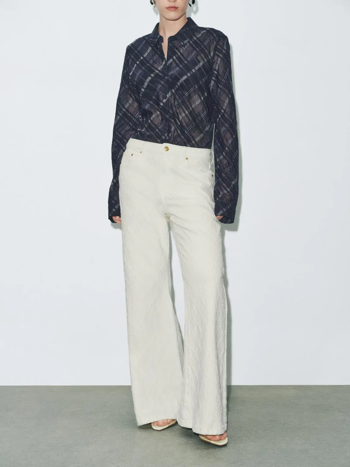 Flare Leg Jeans sold by Urban Revivo product image thumbnail 2