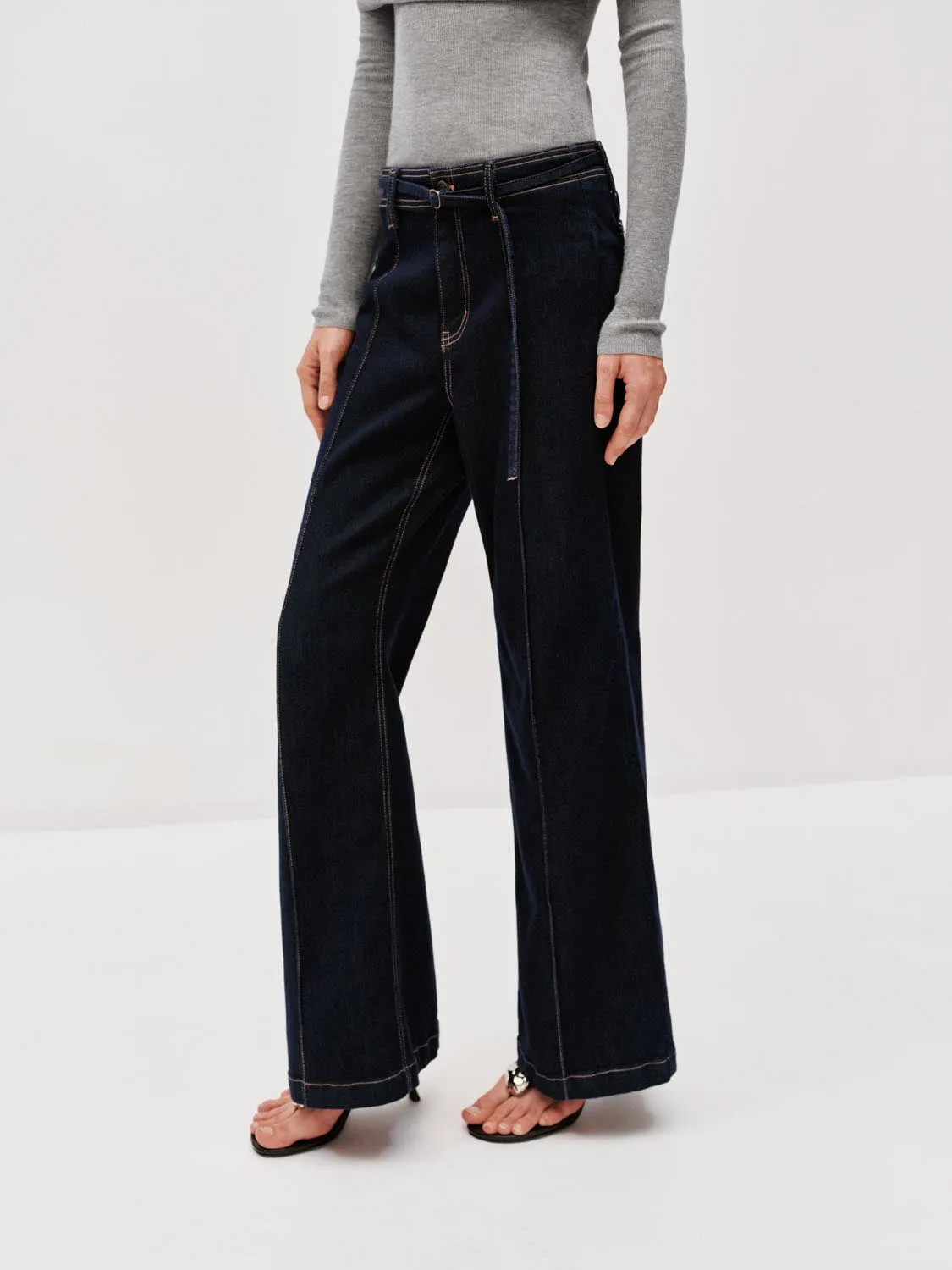 Seamed Belted Flare Jeans sold by Urban Revivo product image thumbnail 3