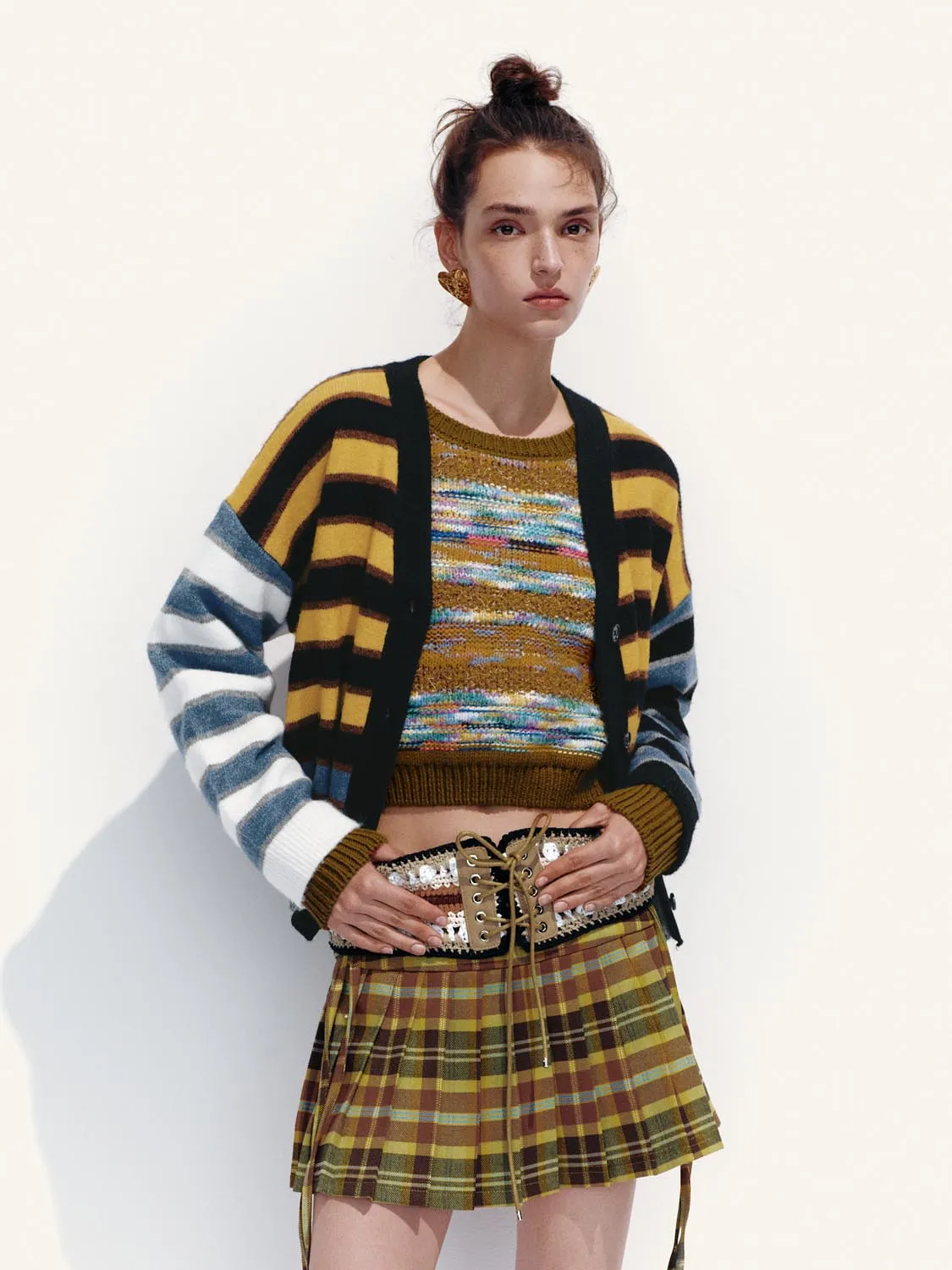 Contrast Striped Knitted Cardigan sold by Urban Revivo product image thumbnail 2