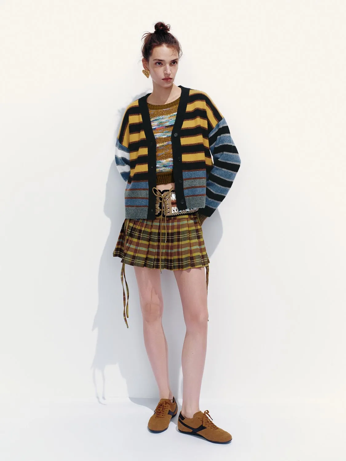 Contrast Striped Knitted Cardigan sold by Urban Revivo product image thumbnail 4