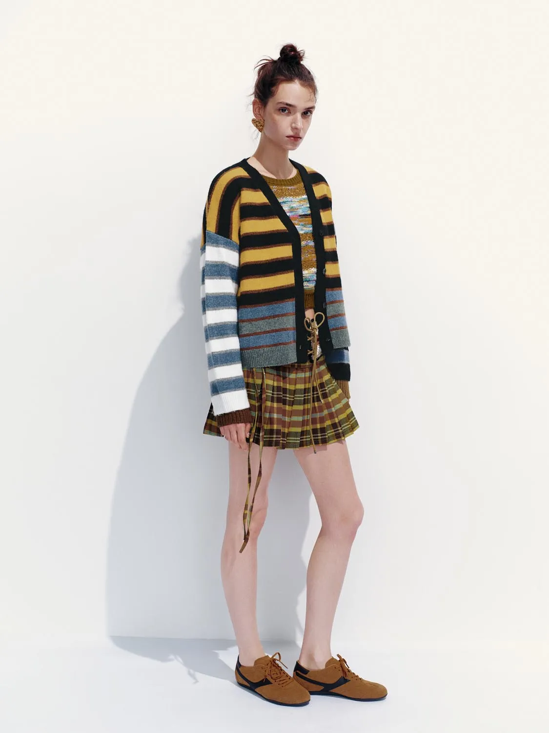Contrast Striped Knitted Cardigan sold by Urban Revivo product image thumbnail 5
