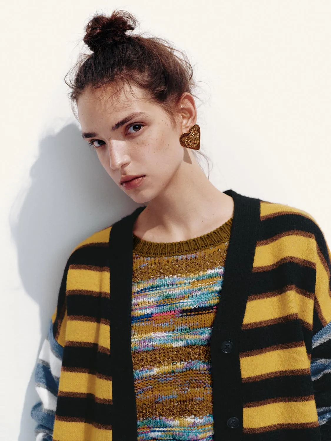 Contrast Striped Knitted Cardigan sold by Urban Revivo product image thumbnail 3