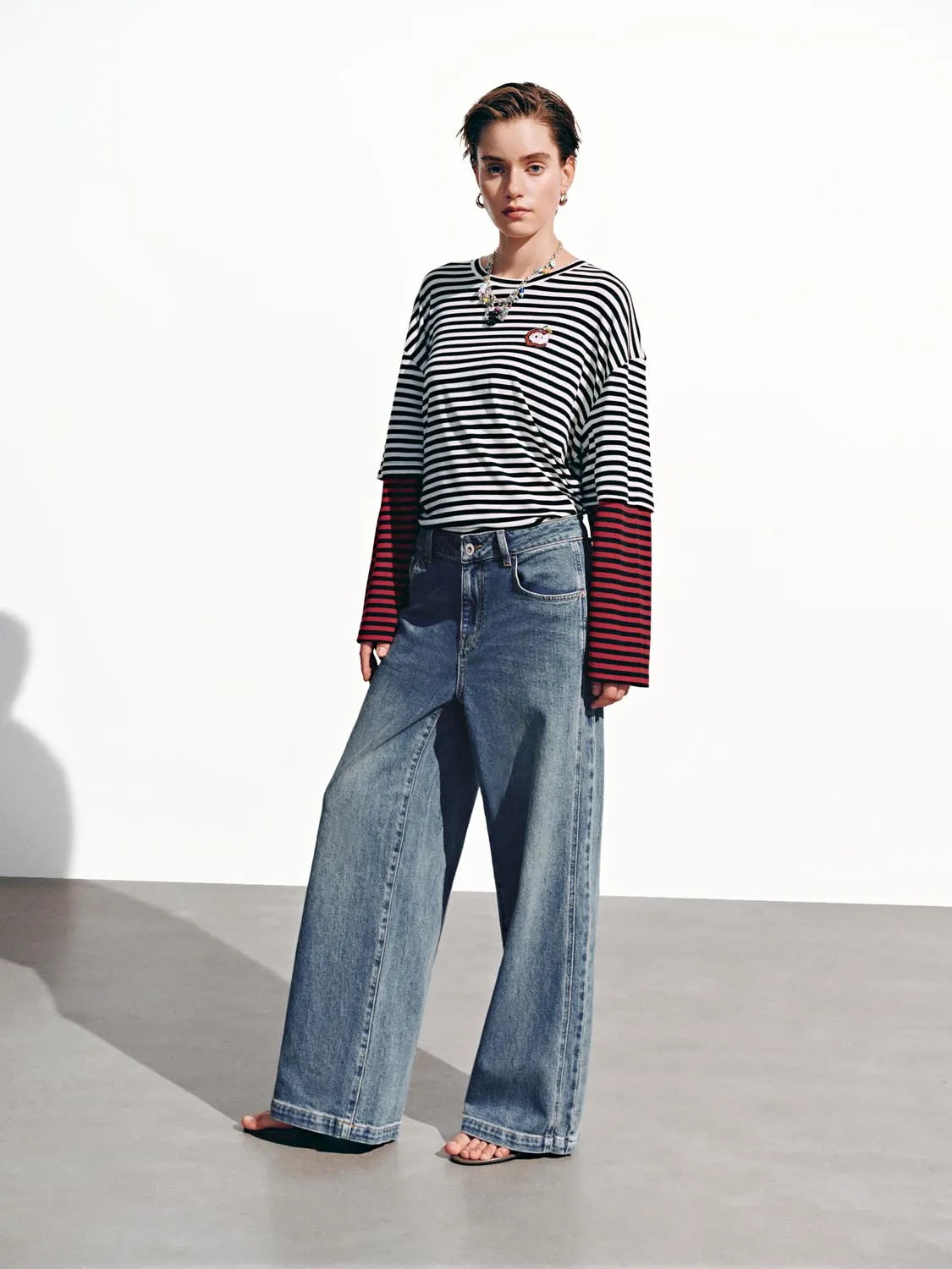 Wide Leg Jeans sold by Urban Revivo product image thumbnail 4