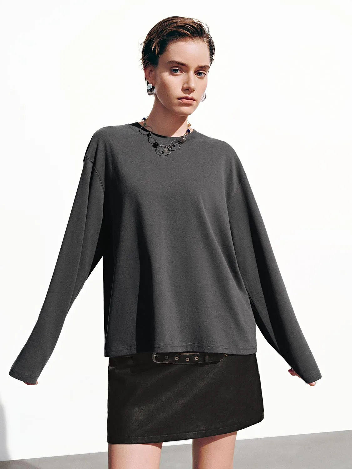 Crew Neck Long Sleeve T-Shirts sold by Urban Revivo