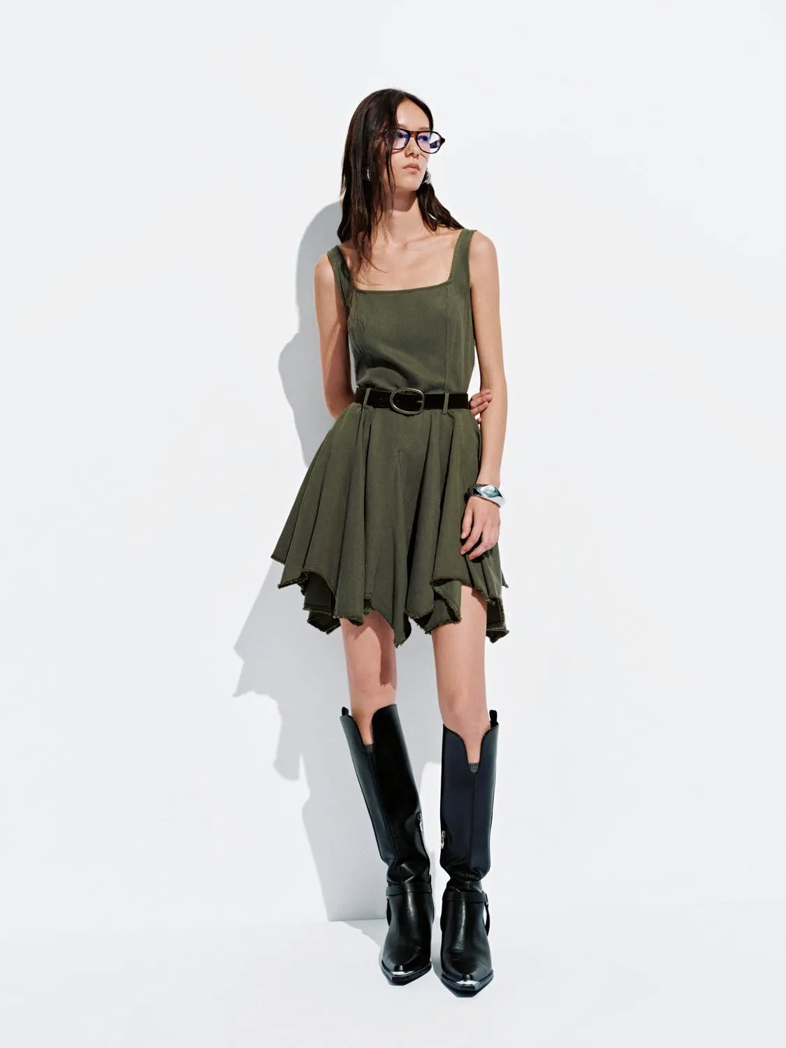 Strap Belted Midi Dresses sold by Urban Revivo product image thumbnail 4