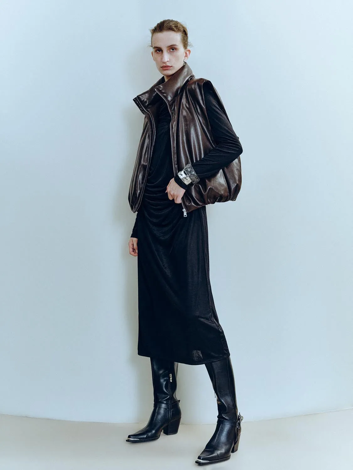 Funnel Neck Padded Gilet Vest sold by Urban Revivo product image thumbnail 5